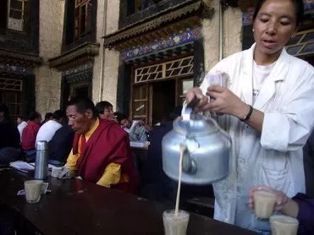 拉薩光明甜茶館在哪 拉薩光明甜茶館消費多少錢